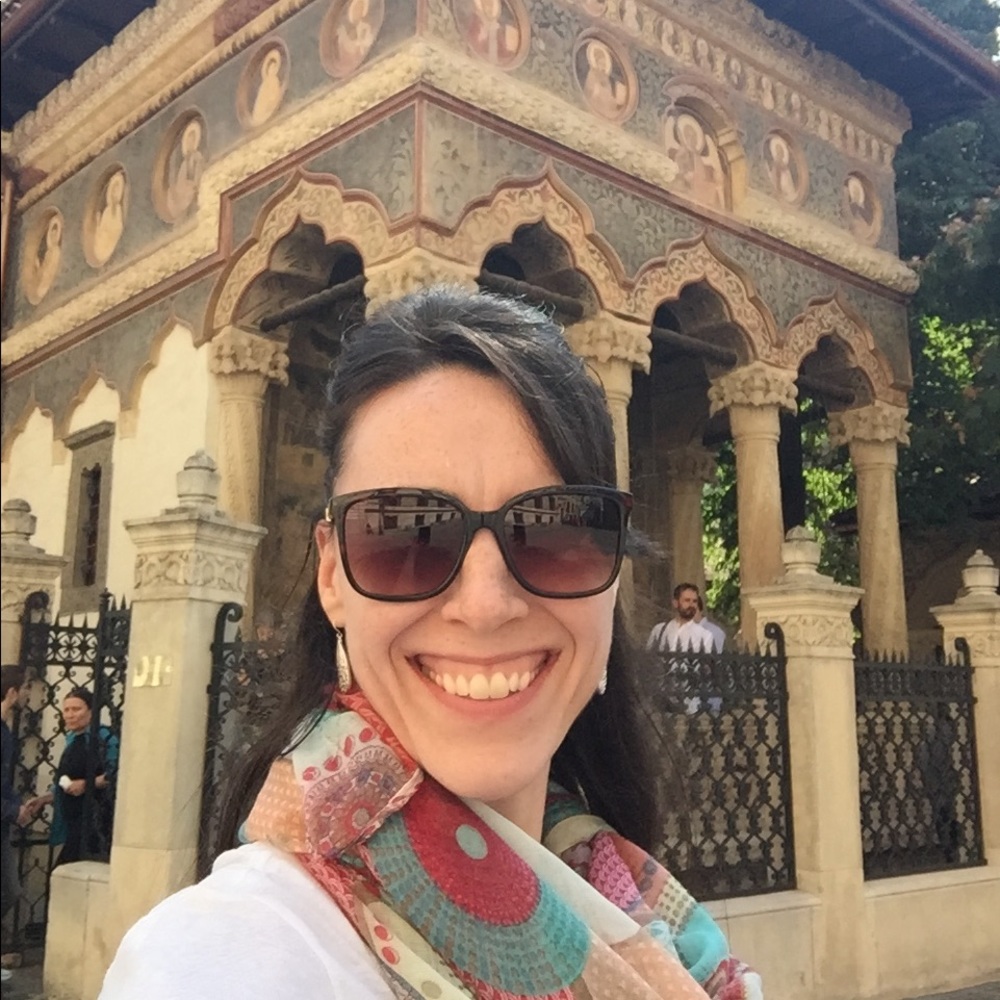 Meet your Posher, Kelly